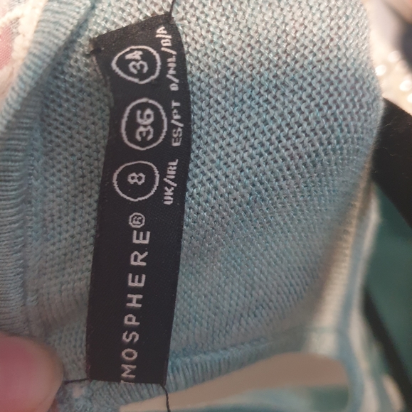 Cozy blue Atmosphere sweater with faux pearl collar from Primark - Picture 4 of 4